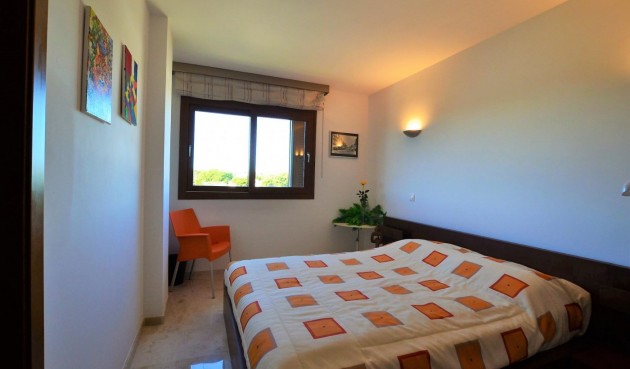 Återförsäljning - Apartment -
Orihuela Costa - Punta Prima