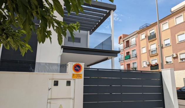 Resale - Town House -
Pilar de la Horadada