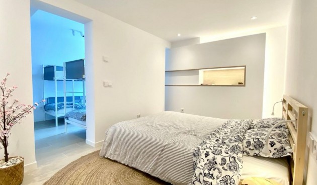 Resale - Apartment -
Finestrat - Costa Blanca