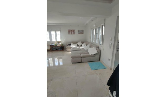 Resale - Villa -
Orihuela Costa - La Zenia