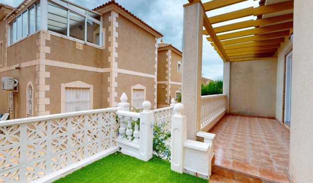 Brukt - Town House -
Orihuela Costa - Costa Blanca