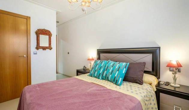 Återförsäljning - Apartment -
Torrevieja - La Mata