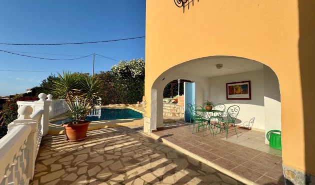 Återförsäljning - Villa -
Denia - Costa Blanca