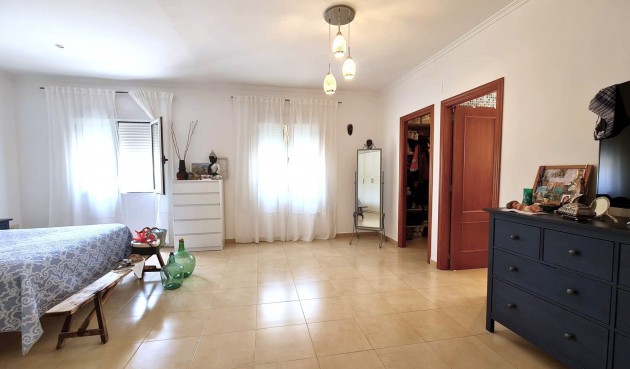 Resale - Villa -
Algueña - Inland