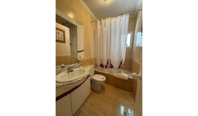 Reventa - Town House -
Torrevieja - Acequion