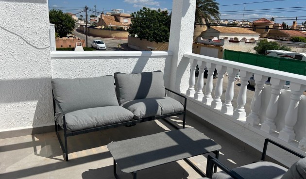 Återförsäljning - Apartment -
Orihuela Costa - Las Mimosas