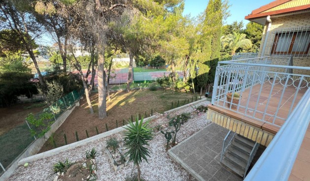 Reventa - Villa -
Orihuela Costa - Campoamor