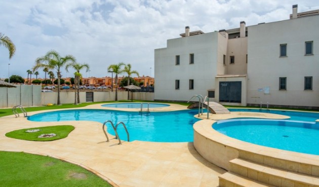 Återförsäljning - Bungalow -
Torrevieja - Costa Blanca