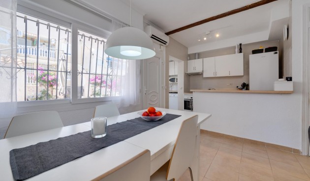 Återförsäljning - Duplex -
Torrevieja - Calas Blanca