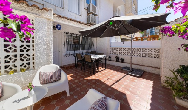 Reventa - Duplex -
Torrevieja - Calas Blanca