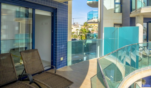 Återförsäljning - Apartment -
Punta Prima - Costa Blanca