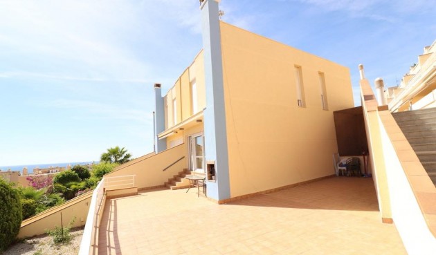 Återförsäljning - Town House -
Orihuela Costa - Costa Blanca