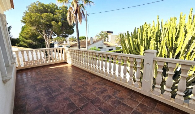 Brukt - Villa -
Cabo Roig - La Caleta