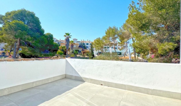 Återförsäljning - Villa -
Orihuela Costa - Costa Blanca