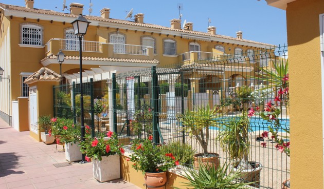 Brukt - Town House -
La Zenia - Costa Blanca