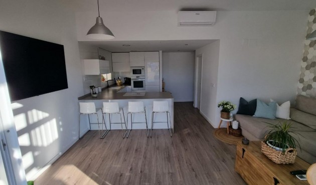 Återförsäljning - Semi Detached -
Finestrat - Costa Blanca