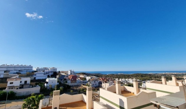 Återförsäljning - Semi Detached -
Finestrat - Costa Blanca