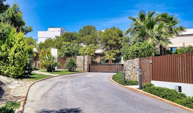 Resale - Villa -
Orihuela - Las Colinas Golf