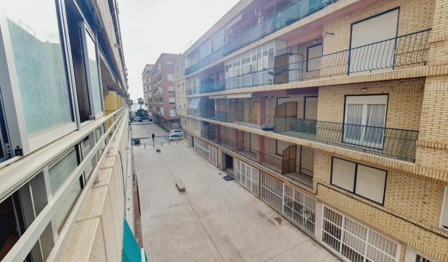 Resale - Apartment -
Torrevieja - Acequion
