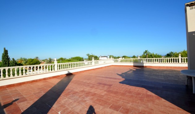 Resale - Villa -
Orihuela Costa - Costa Blanca