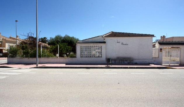 Återförsäljning - Villa -
Guardamar del Segura - Costa Blanca