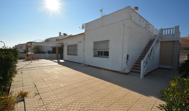 Återförsäljning - Villa -
Guardamar del Segura - Costa Blanca