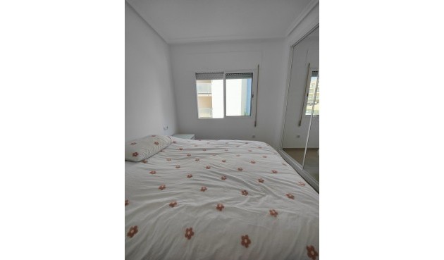 Resale - Apartment -
Orihuela Costa - Campoamor