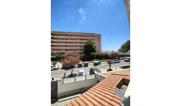 Reventa - Bungalow -
Orihuela Costa - La Zenia