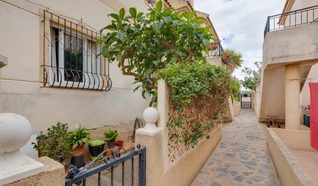 Återförsäljning - Bungalow -
Torrevieja - Aguas Nuevas 2