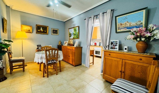 Återförsäljning - Town House -
Torrevieja - Costa Blanca