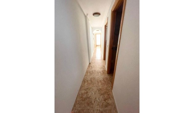 Återförsäljning - Apartment -
Torrevieja - Costa Blanca