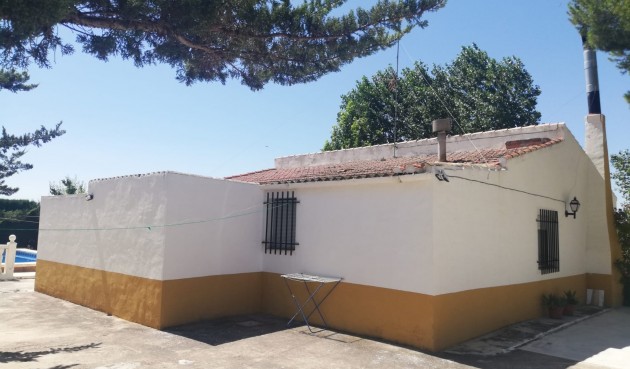 Resale - Villa -
Yecla - Inland