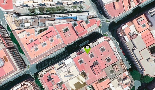 Brukt - Apartment -
Alicante - Ensanche - Diputación
