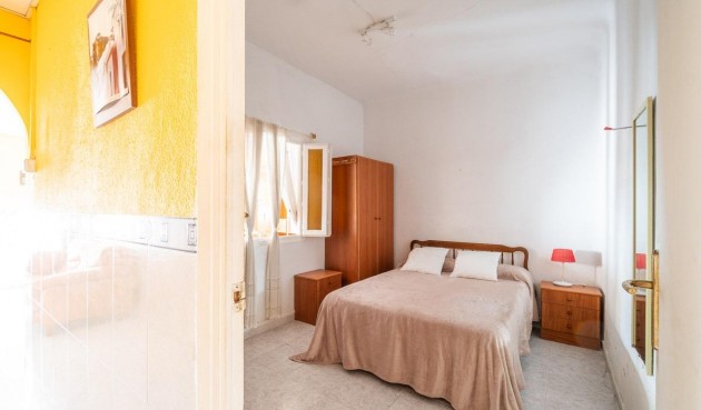 Återförsäljning - Apartment -
Torrevieja - Playa De Los Naufragos