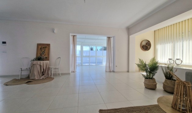 Resale - Villa -
Albir - Costa Blanca