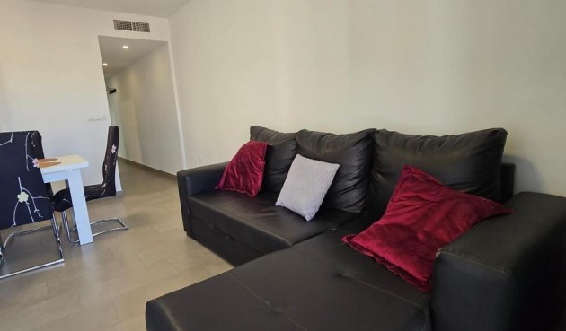 Återförsäljning - Apartment -
Torrevieja - CENTRE