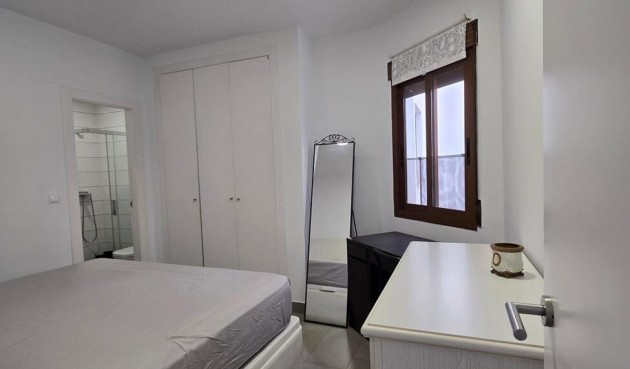 Återförsäljning - Apartment -
Torrevieja - CENTRE