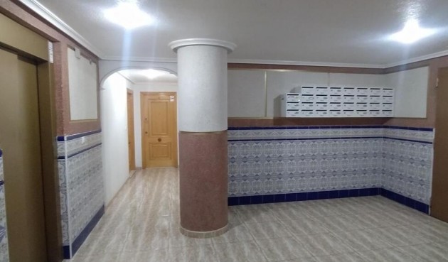 Återförsäljning - Apartment -
Torrevieja - La Mata