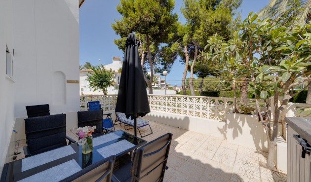 Reventa - Duplex -
Torrevieja - Calas Blanca