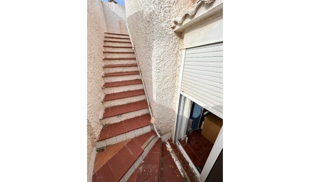 Återförsäljning - Town House -
Torrevieja - Costa Blanca