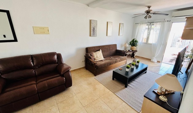 Resale - Villa -
Torrevieja - Costa Blanca