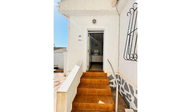 Reventa - Villa -
Torrevieja - Costa Blanca