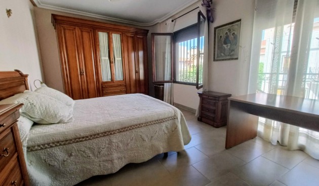 Resale - Town House -
Aspe - Inland