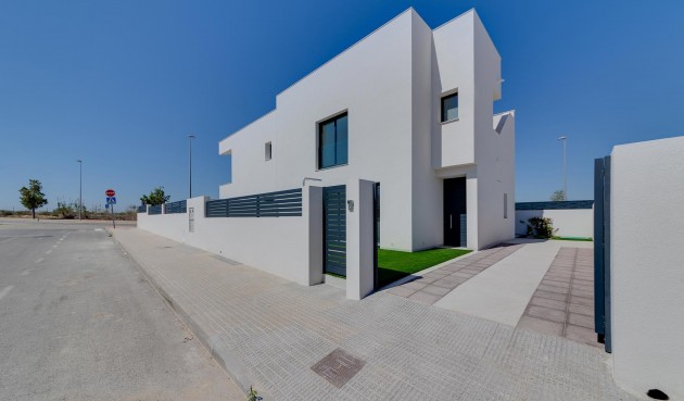 Brukt - Villa -
Benijofar - Costa Blanca