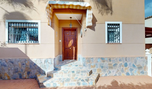 Återförsäljning - Town House -
La Nucía - Costa Blanca