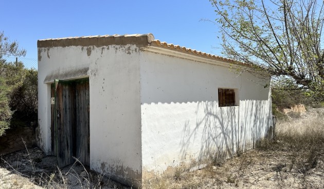 Brukt - Villa -
Hondón de las Nieves - Inland