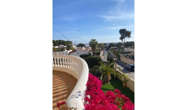 Återförsäljning - Villa -
Torrevieja - Los Balcones