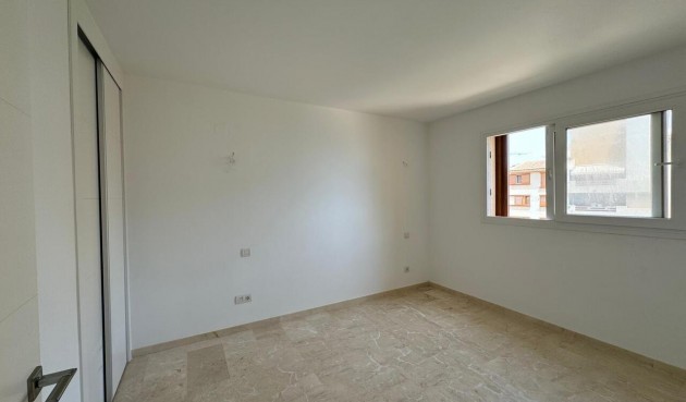 Resale - Apartment -
Los Balcones - Inland