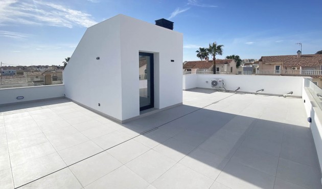 Resale - Villa -
Torrevieja - Costa Blanca