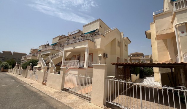 Brukt - Bungalow -
Orihuela Costa - Punta Prima